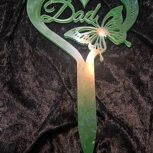 Honor His Legacy: Custom Resin Dad Grave Marker Stakes – A Heartfelt Tribute